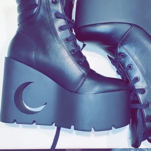 KILLSTAR MOON PLAYFORMS